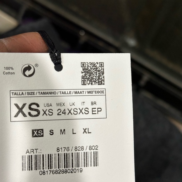 Zara seasonal collection textured dress including brooch and shirt - Picture 7 of 13